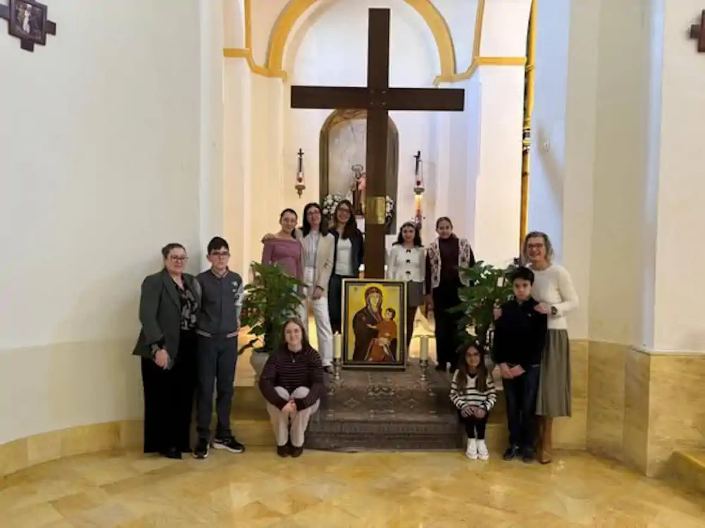 LA CRUZ DE LOS JÓVENES LLEGA A TORROX